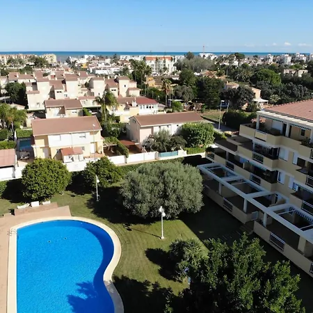 Апартаменти Encantador De 3 Con Terraza Y Acceso Al Jardin En - Es-373-39