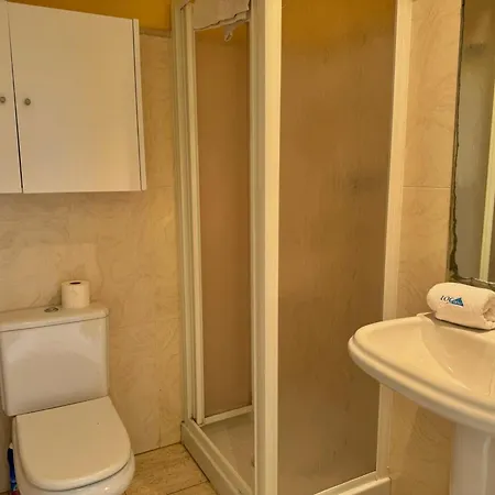 Encantador De 3 Con Terraza Y Acceso Al Jardin En - Es-373-39 Апартаменти