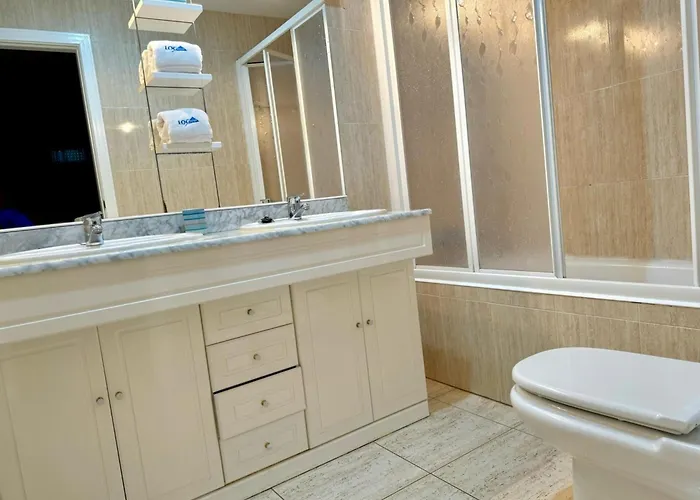 Encantador De 3 Con Terraza Y Acceso Al Jardin En - Es-373-39 * Dénia